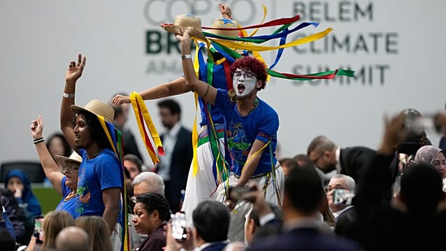 Brésil : les dirigeants du monde entier arrivent pour la Cop30