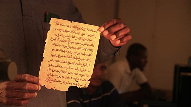 Timbuktu's ancient manuscripts return home but security threats remain