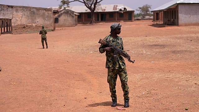 Gunmen abduct 25 schoolgirls in northwestern Nigeria