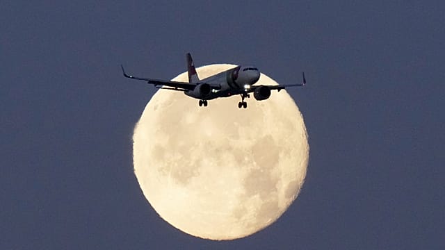 Hundreds of Airbus A320 Jets Require Checks for Newly Found Part Defect