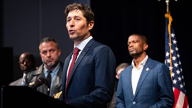 Mayor of Minneapolis rejects Donald Trump's comments against Somalis