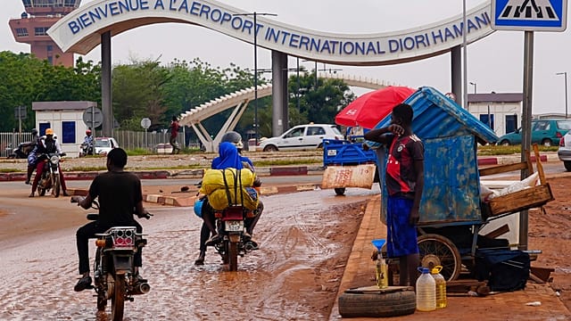 Jihadist group releases video it claims shows attack on Niamey airbase