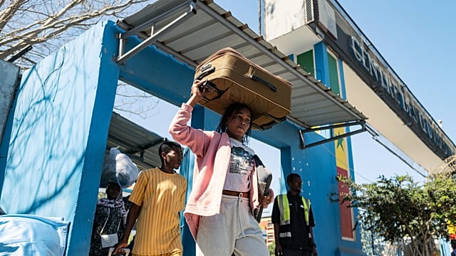 Students turn on Senegalese government over Dakar university violence