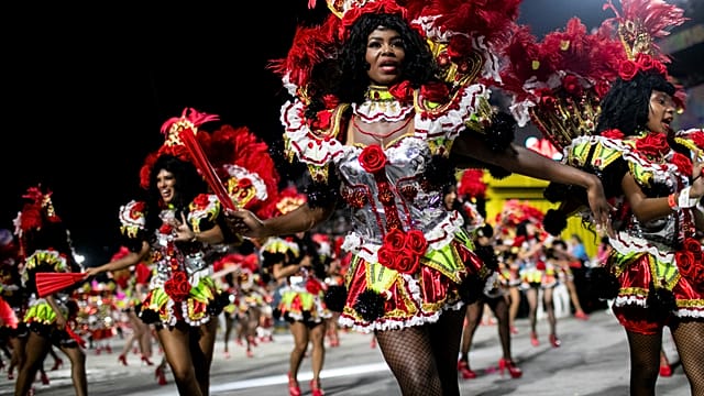 Rio’s samba schools dazzle in high-stakes carnival showdown