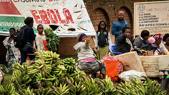 L'Ouganda met en place des contrôles aux frontières face à l'épidémie d'Ebola