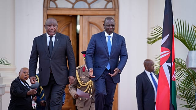 Kenya’s president again defends US Ebola facility decision