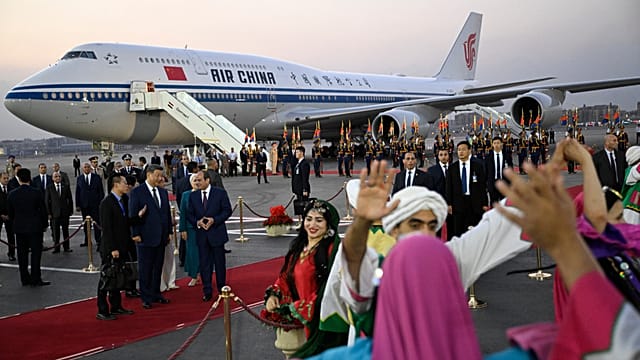 Arrêt sur images du 2 septembre 2026 : Xi Jinping en visite en Égypte