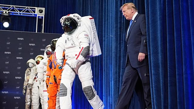 Arrêt sur images du 4 septembre 2026 : Trump décore les astronautes d'Artemis II