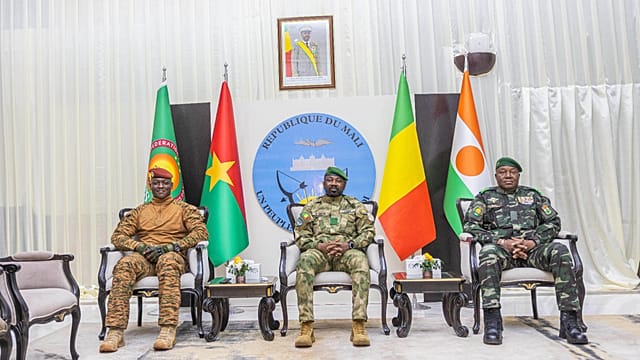 Al-Qaeda and IS rivalry sparks fierce fighting across Sahel