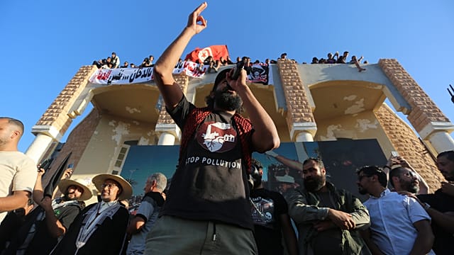 Tunisia jails 10 environmental activists over anti-pollution protests in Gabes