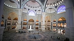Çamlıca Camisi ibarete açıldı