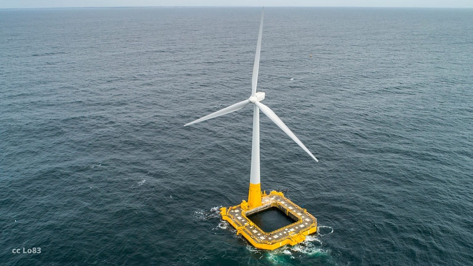 Floating wind turbine Ideol 