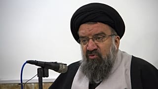 احمد خاتمی: شادی با عبور از خطوط قرمز خدا، شادی کاخ سفیدی است