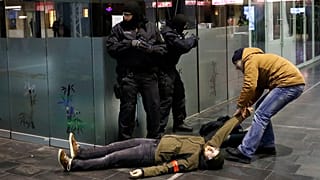 فرانکفورت؛ برگزاری مانور مقابله با حملات تروریستی با حضور ۷۰۰ نفر