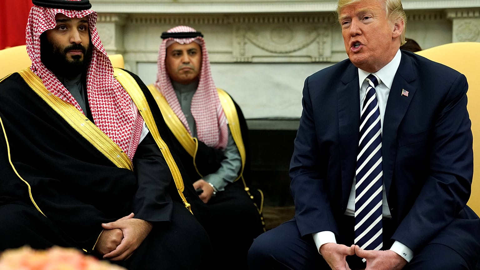 البيت الأبيض: ترامب ومحمد بن سلمان بحثا "خطر الحوثيين في المنطقة بمساعدة الحرس الثوري الإيراني"