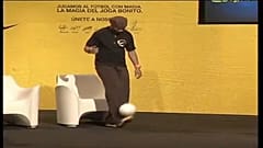 Ronaldinho a brazil parlamentbe vágyik