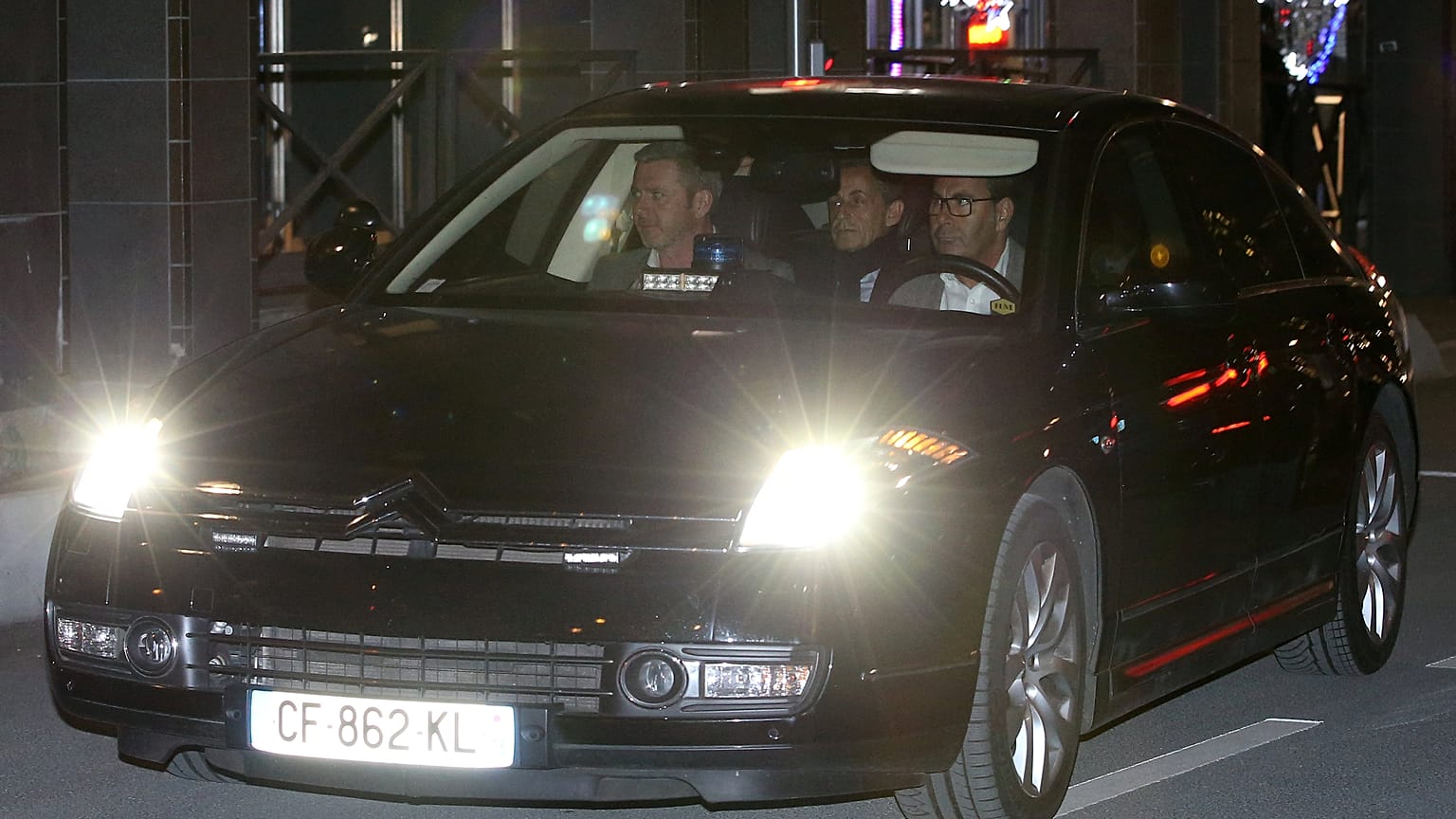 Finanziamenti libici: Nicolas Sarkozy formalmente indagato