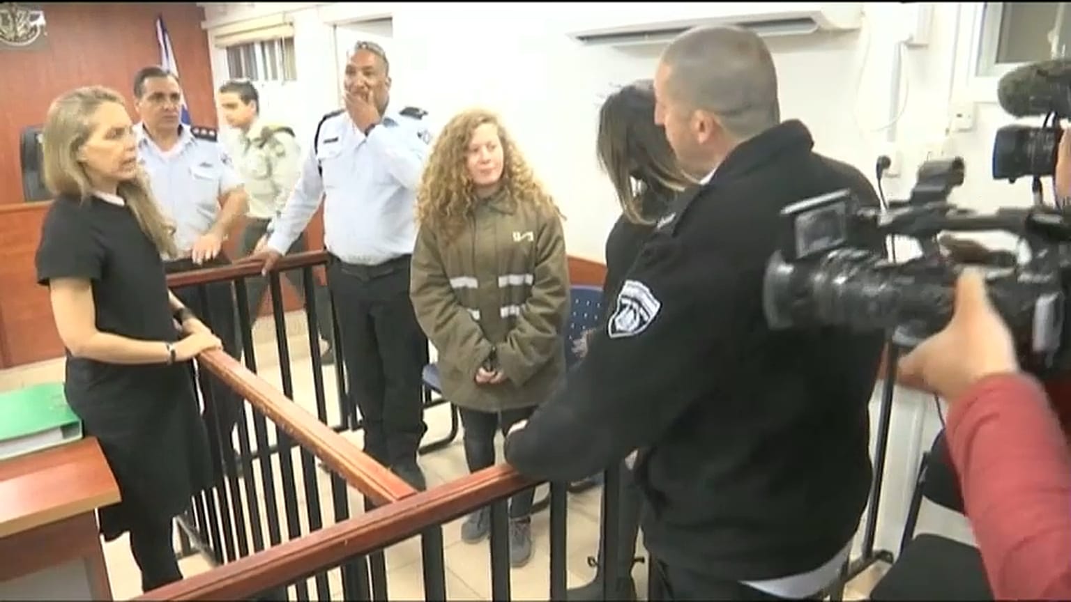 Giovane attivista palestinese condanna a 8 mesi di carcere
