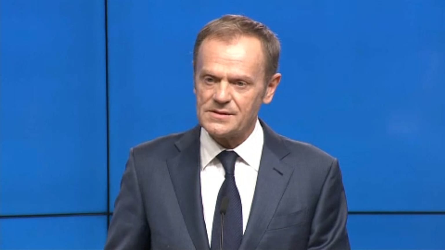 Átmeneti brexit-megállapodást javasol Tusk
