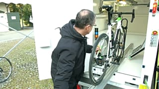 Ciclismo: ore contate per il "doping tecnologico"