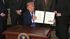 Usa: Trump impone tariffe e dazi contro la Cina per 60 miliardi