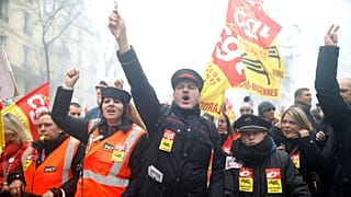 strike against reforms in Paris