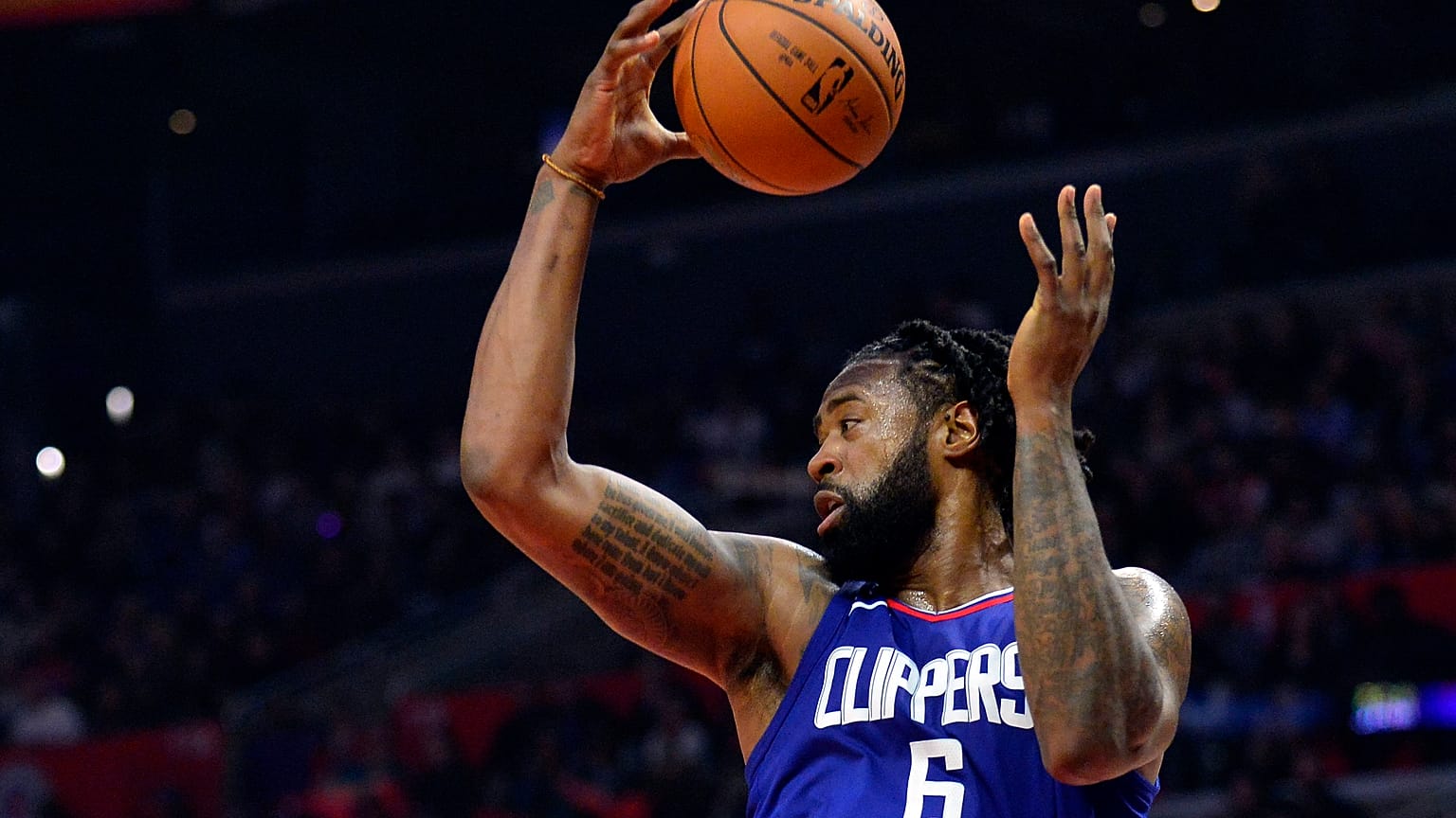 Deandre Jordan top scored with 25 points for the Bucks
