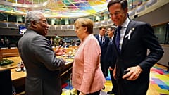 Brexit, ameaça russa e comércio na agenda da cimeira da UE