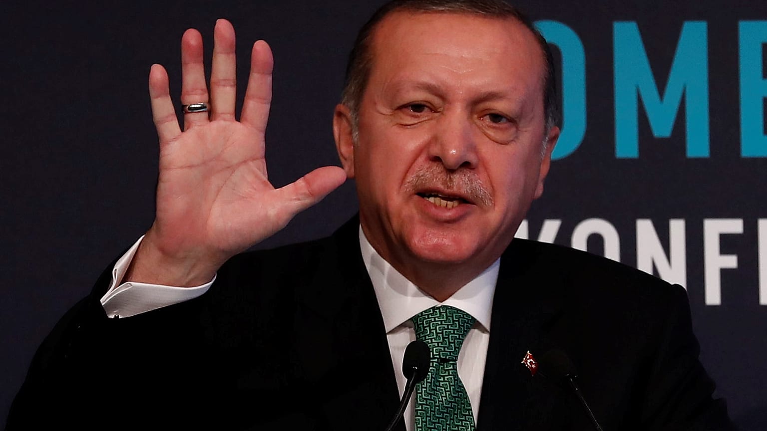 الرئيس التركي رجب طيب إردوغان يتحدث في أنقرة 9 آذار 2018