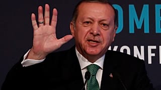 الرئيس التركي رجب طيب إردوغان يتحدث في أنقرة 9 آذار 2018