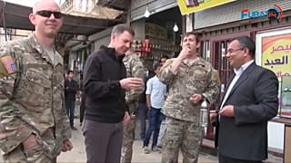 ABD'li komutanlar Menbiç kent merkezinde