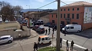 Abatido homem que se barricou em supermercado em Trèbes
