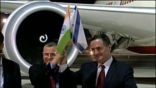 Il primo volo diretto in Israele che sorvola i cieli sauditi