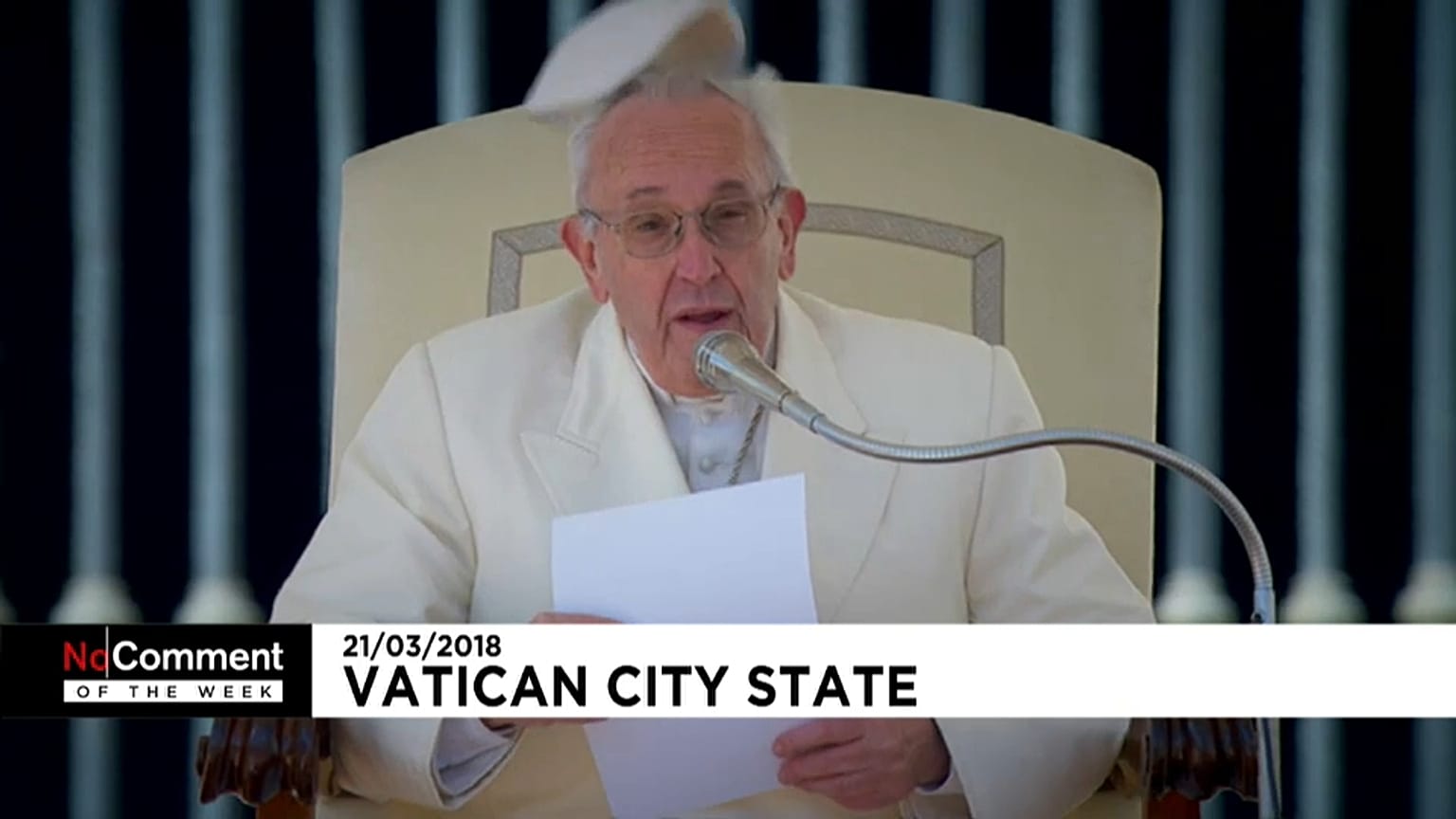 Papst ist wie vom Winde verweht