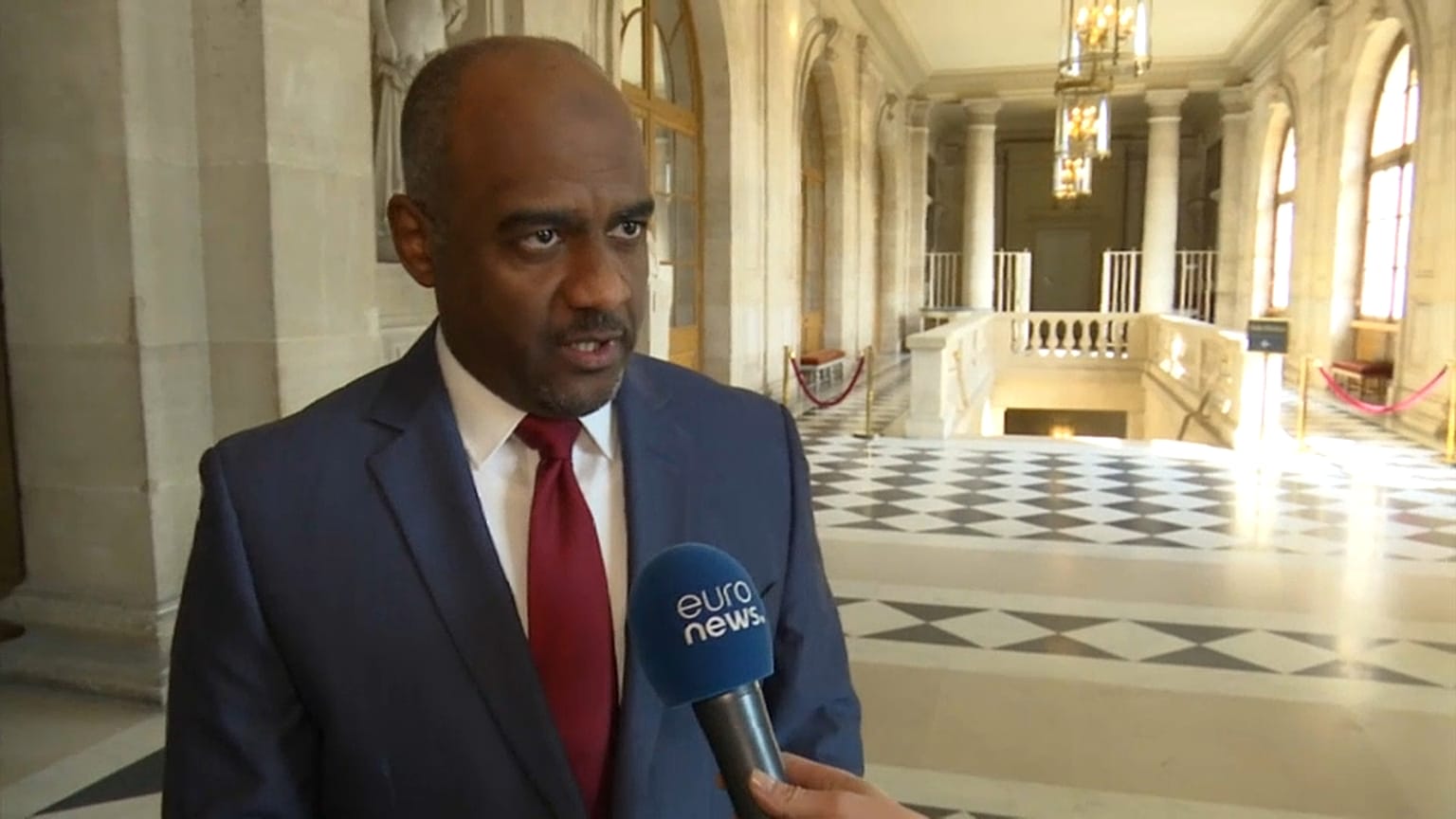 العسيرى في حديث ليورونيوز: الأزمة القطرية أصغر من أن نناقشها مع واشنطن