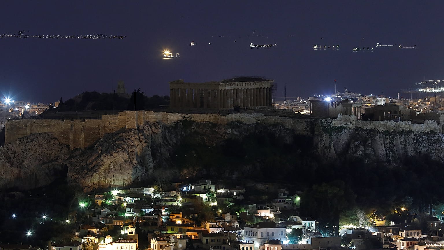 Ο πλανήτης έσβησε τα φώτα (ΒΙΝΤΕΟ και ΦΩΤΟ)
