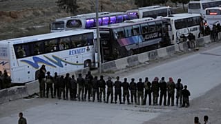 Αποχωρούν μαζικά οι αντάρτες από την Γούτα