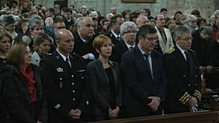 Fransa terör kurbanlarını andı
