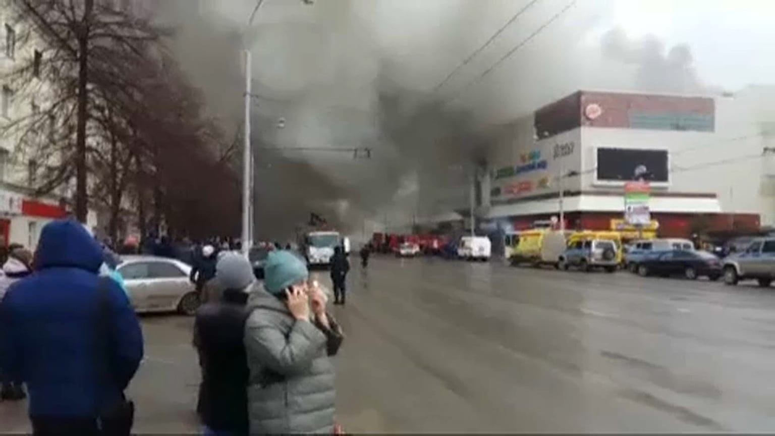 Rusya'da yangın dehşeti: 37 ölü