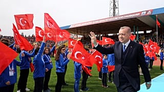 إردوغان يعلن بدء عملية عسكرية في العراق ..  وبغداد ترد