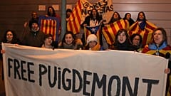 Prisão de Puigdemont motiva manifestações pela Catalunha