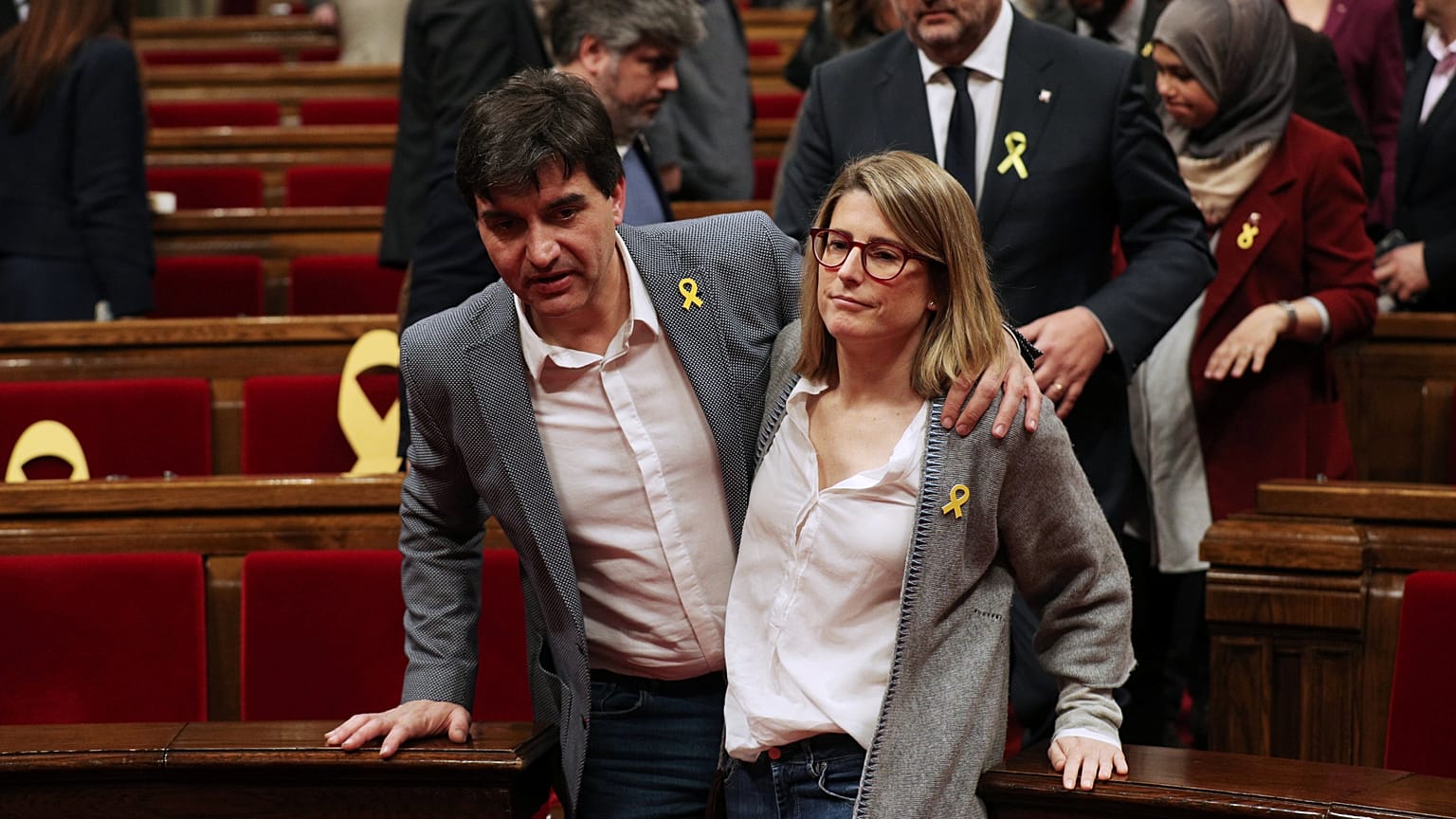 El portavoz de ERC Sergi Sabria y Elsa Artadi de JpC