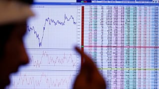 صواريخ الحوثيين تتسبب في تراجع الأسهم السعودية 