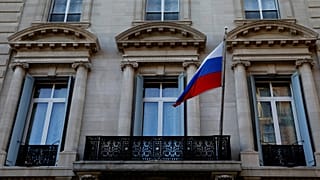 Prétexte Consulat de Russie aux Etats-Unis.