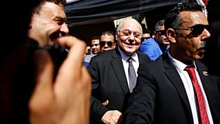 موسى منافس السيسي الوحيد يدلي بصوته ويمتدح العملية الانتخابية الرئاسية