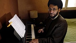 المعمم الشيعي اللبناني حسين الحسيني