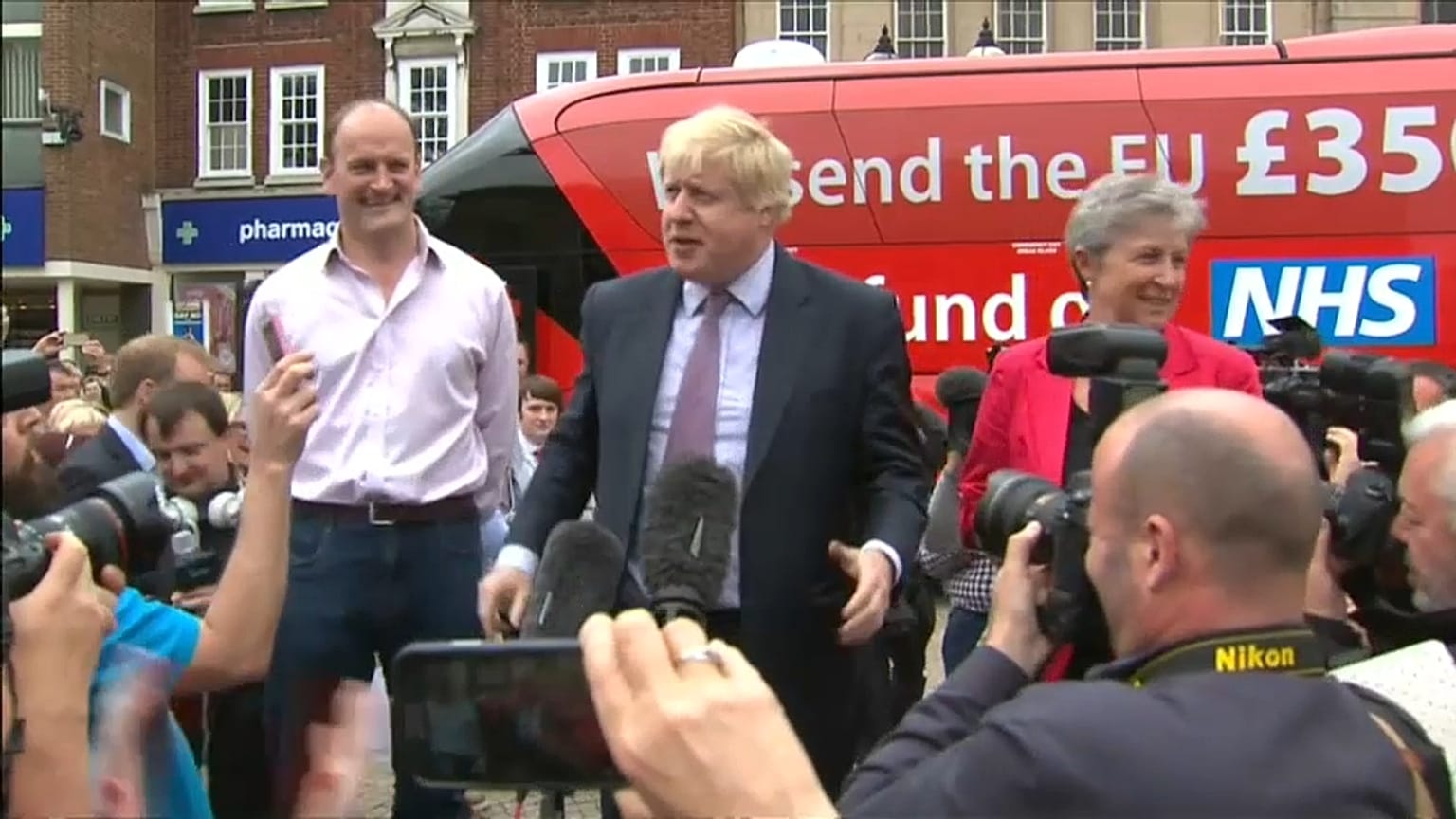 Was hat "Cambridge Analytica" mit dem Brexit zu tun?