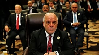 دبابة تركية في وسط عفرين