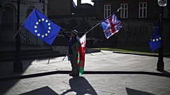 Εναν χρόνο πριν από το Brexit, πού βρίσκονται οι συνομιλίες ΕΕ-Λονδίνου;