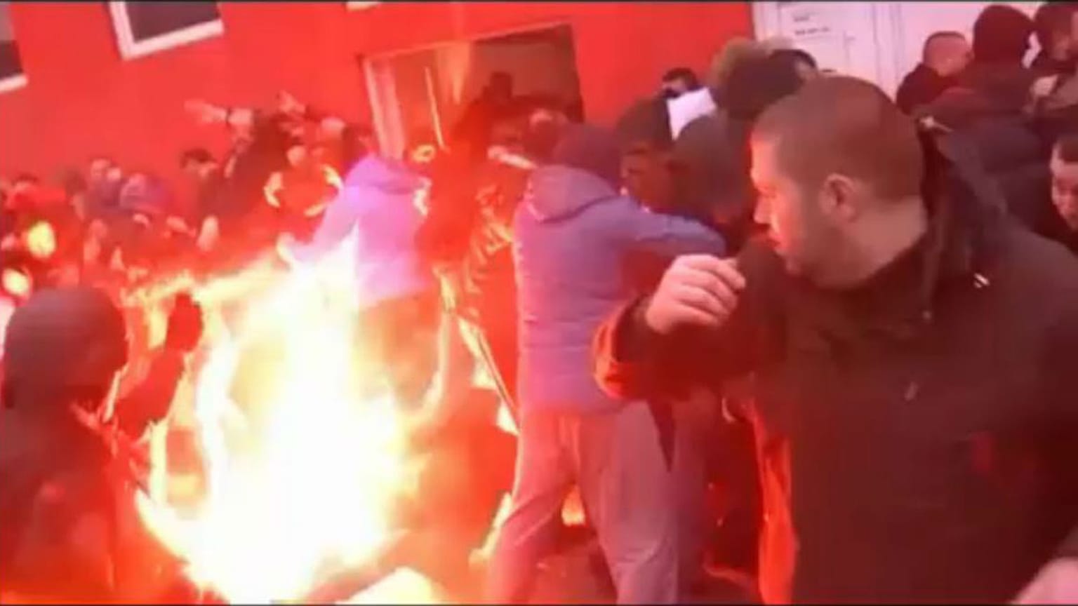 Κόσοβο: Σοβαρά επεισόδια μετά την σύλληψη Σέρβου αξιωματούχου